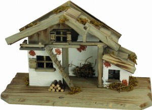 (S133) Szopka "Berchtesgaden" oświetlona , do figur o wys. 8cm