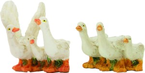 (T901-7) Grupa gęsi- do 3,4cm wysokie/ do figur o wysokości 5-7cm