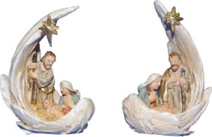 (K064-13) Św. Rodzina w skrzydłach, 2 różne figury- 12,2cm wysokie