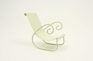 (G1065-1) Leżak, biały - 6,0cm wysoki