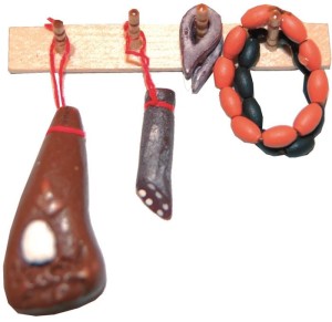 (Z420) Listwa z wędlinami, 6cm długa, do figur 8-12cm