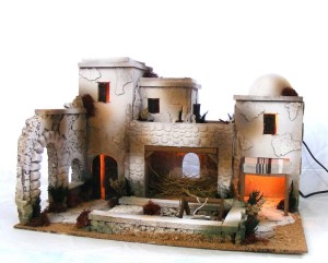 (27/165) Szopka orientalna z pełnym oświetleniem, do figur 10-12cm