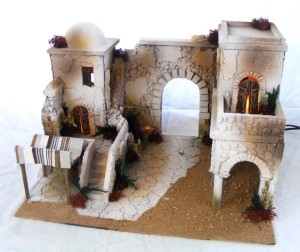 (27/166) Szopka orientalna z pełnym oświetleniem, do figur 10-12cm