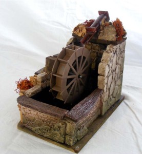 (27/172) Koło wodne/ młyn z pompą na wodę, 20cm wys.