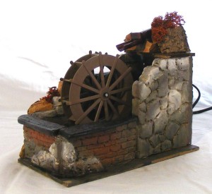 (27/293) Koło wodne/ młyn z pompą na wodę, 20cm wys.