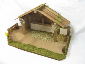 (1428/10) Szopka Bożonarodzeniowa, 48x25x25cm do figur o wysokości 10,0cm