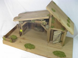 (1501/15) Szopka Bożonarodzeniowa 75x35x42cm, do figur o wysokości 15,0cm