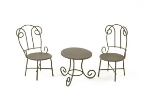 (G1052-B) Stół z krzesłami, brązowy - 10,0cm wysoki