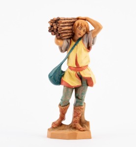 (19/325) Chłopak nosi drewno na ramionach – do figur o wys. 19cm