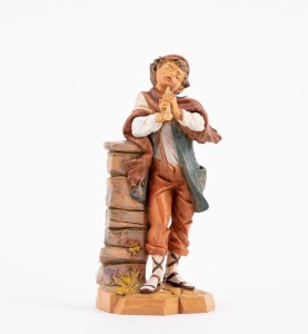 (19/338) Chłopak z fletnią przy kamieniu – do figur o wys. 19cm