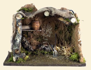 (80444) Szopka/ Stajenka z beczką i widłami, 33 x 18 x 24cm, do figur 9-13cm