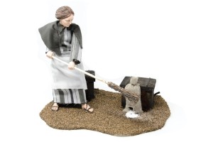 (ARM3) RUCHOMA FIGURA DO SZOPKI - Kobieta łapie myszkę, do figur o wysokości 30cm