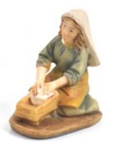 (16835-79) Kucharka ugniatająca ciasto (z podstawą), do figur o wys. 7cm