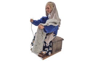 (ARM18) RUCHOMA FIGURA DO SZOPKI - Kobieta szyjąca, do figur o wysokości 30cm