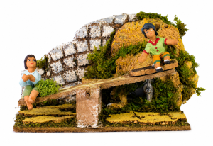 (10570) RUCHOMA FIGURA DO SZOPKI - Dzieci na huśtawce, do figur o wys. 7cm - 15x10x8,5cm