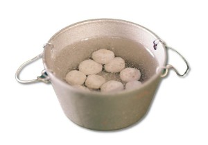 (12334) Garnek z mozzarellą - 4cm średnica - 2,5cm wysoki