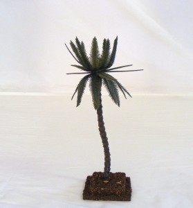 (25/020) Palma pojedyncza, 20cm wysoka