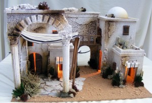 (27/155) Szopka "orientalna" 35x50x30cm, do figur 7-8cm