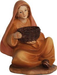 (K184-34) Dziewka (siedząca) z koszykiem, do figur o wys. 15cm