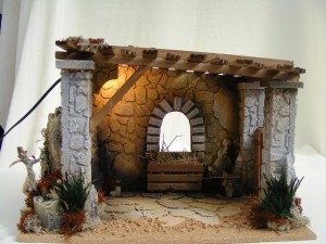 (98/001) Szopka "Nordica", 40x25x27cm, do figur 12-15cm